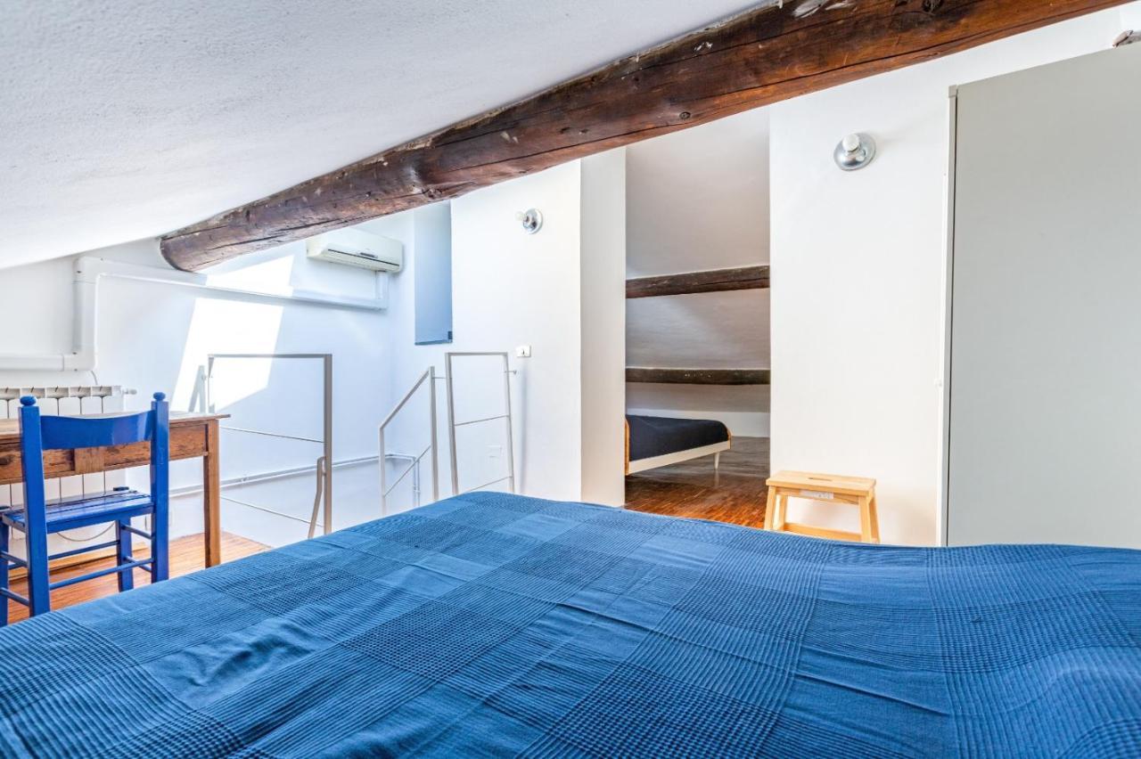 Porta Ticinese Colorful Apartment! * Mailand